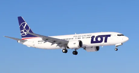 737 MAX