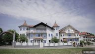 Ovo selo je najbogatije mesto u Srbiji: Fasade su u zlatu i mermeru, kuće imaju po 5 kupatila i 10 soba