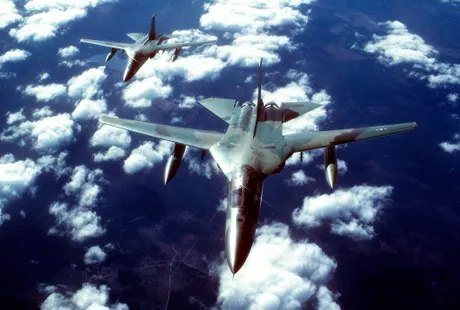 Avion F 111 FB 111