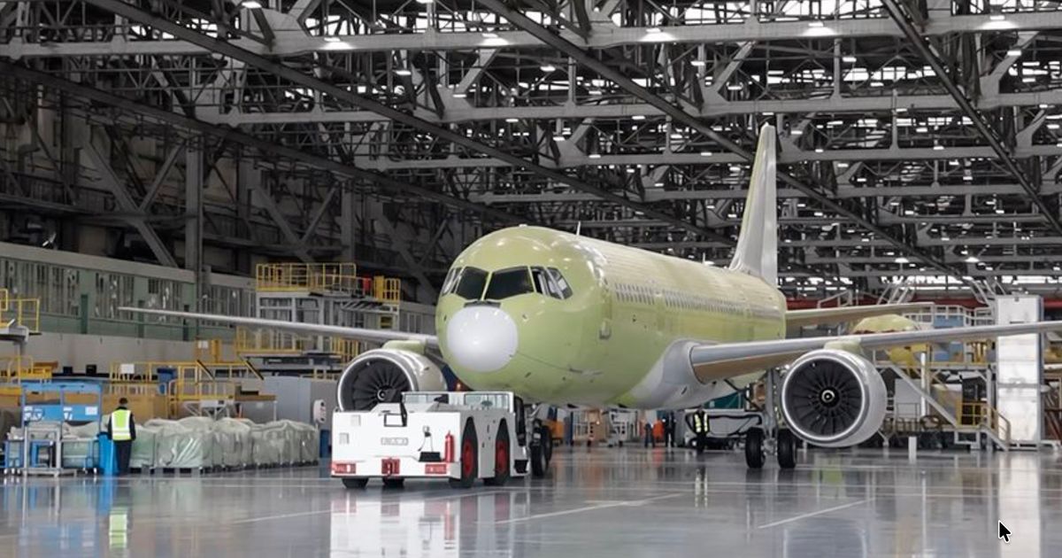 Prvi serijski MC-21-310 napustio završnu montažu: Ruski avion ulazi u fazu letnih ispitivanja