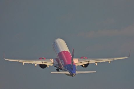 Wizz Air Airbus A321neo