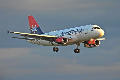 Air Serbia Airbus A319 avion