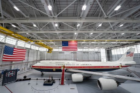VC-25B Bridge aircraft