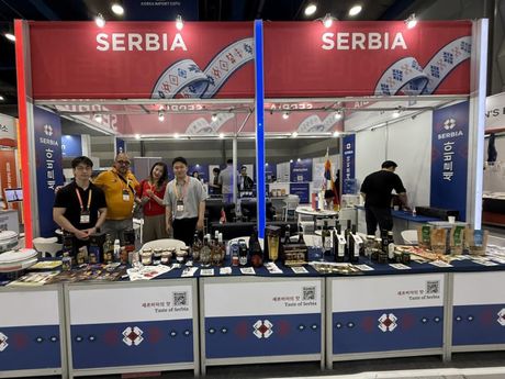 Korejski import Expo, PKS