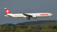 Vanredna situacija iznad Atlantika: SWISS Boeing 777 preusmeren na Azore zbog oštrog mirisa u kabini