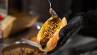 Od danas hot dog u prvoj klasi: Ova avio-kompanija uz karte od 10.000 dolara nudi i uličnu hranu