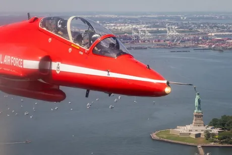 RAF Red Arrows iznad Njujorka