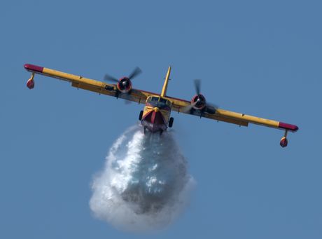 CL-215