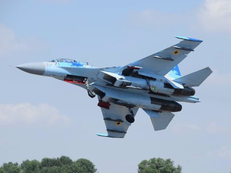Avion Suhoj Su 27UB Ukrajina