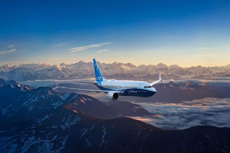 Boeing 737-7: