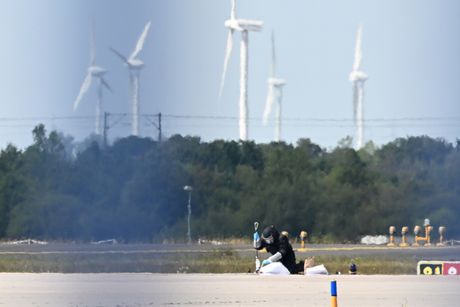 Lajpcig/Hale aerodrom,  dron sa eksplozivom