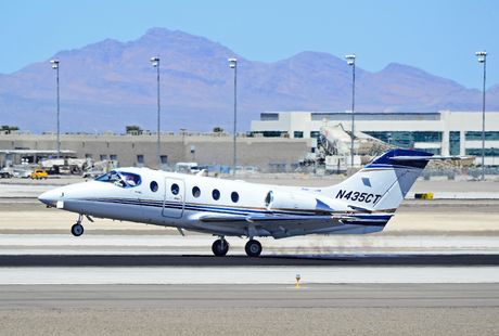 Hawker Beechcraft 400
