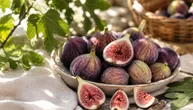 Slatke su kao desert, ali kriju mnogo više: 7 razloga da jedete ovo fantastično voće dok im još traje sezona