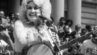 Naučnici tuguju zbog smrti Doli Parton: Ovo je 5 načina na koje je kraljica kantrija promenila nauku