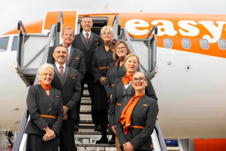 easyJet posade stjuardese stjuardi