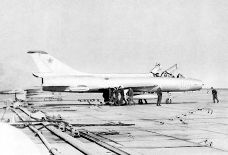 suhoj Su-7 , Avion