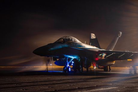 E/A-18G Growler USS Dwight D. Eisenhower, Avion