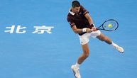 Novak Đoković uz probleme gura ka drugom kolu Pekinga: Boržeš preživeo kritične momente, i dalje se igra!