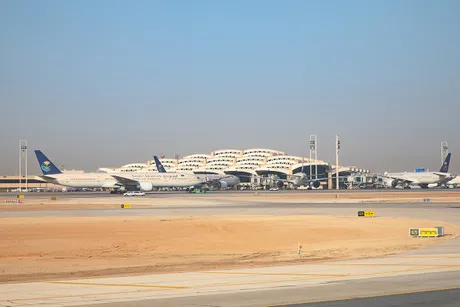 King Khalid International Airport, Rijad, RUH