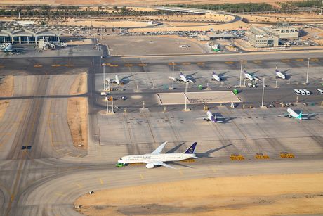 King Khalid International Airport, Rijad, RUH