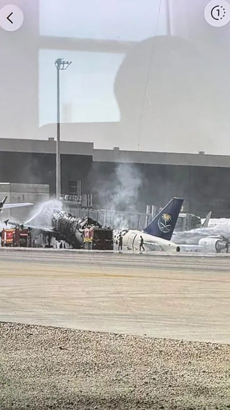 Riyadh Airport, Saudi Arabia, Huti, Napad