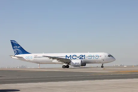 MC-21-310 , Avion