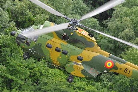 IAR 300 Puma helikopter rumunso vazduhoplovstvo u letu