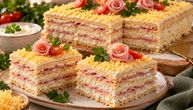 Slana rozen torta sa šunkom i sirom: Ne peče se, a na svečanoj trpezi prva nestaje