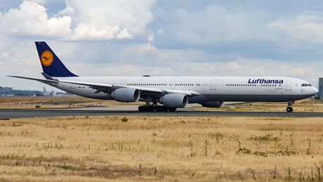 Lufthansa A340-600