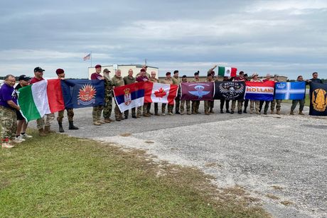 Operation Vukovi, srpski padobranci veterani u SAD